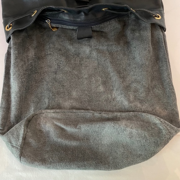 Gucci Black Leather Backpack Vintage Side Bamboo Handle Drawstring - Picture 15 of 16